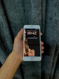 آيفون ٨ بلس • ١٢٨ • بطارية ٧٤٪