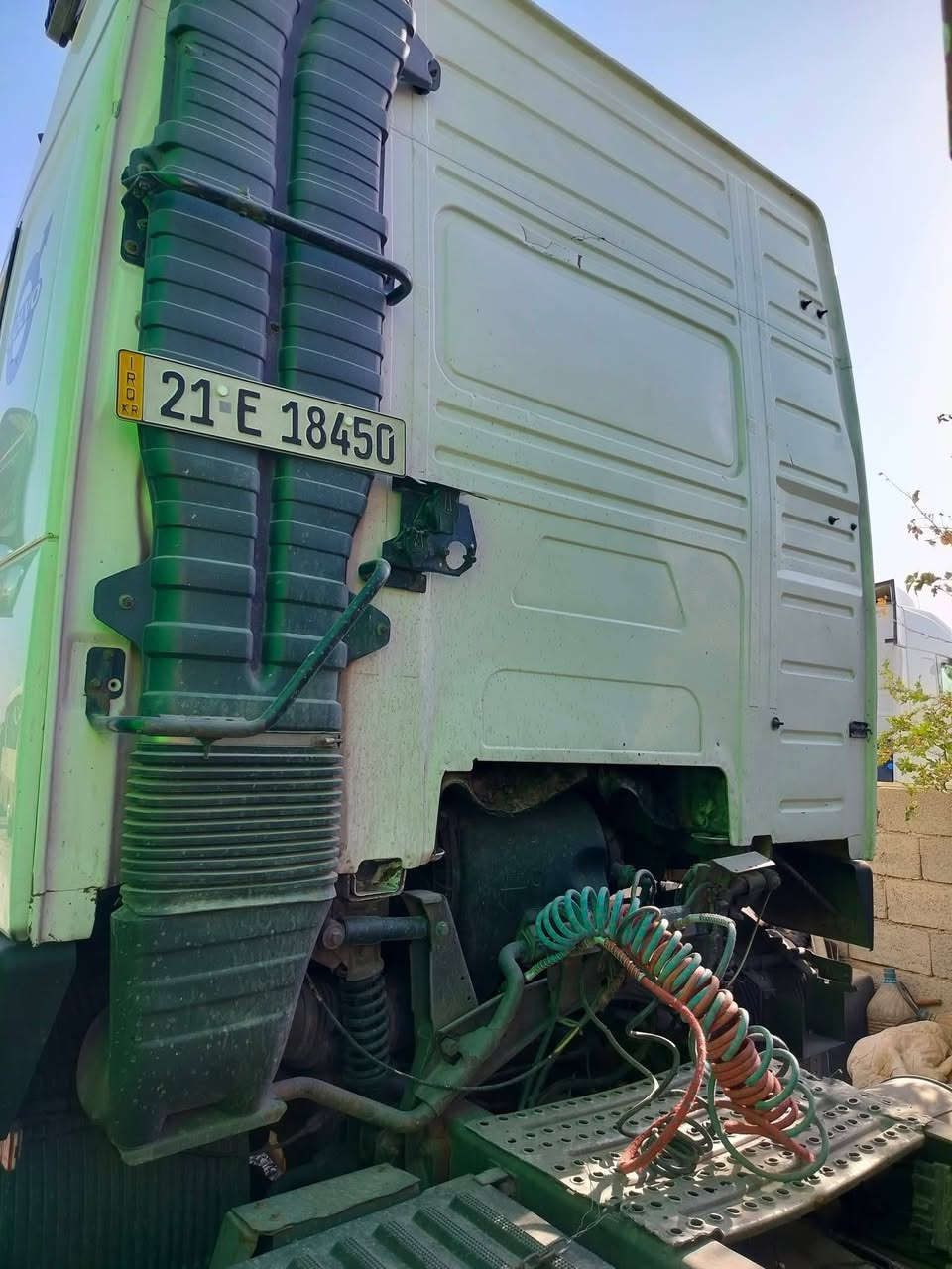 #فالفوا موديل 2002 محرك شيطاني كصه
#كير عادي 3×3
#دينموا وحساس سوبر وبطاريات وتخم تاير رأس جديد
#سنوية_جديده ل 2028 ورقم سليمانية جديد 
#حصة_كاز_كركوك

#عربانه_اوربي مربوطة بالسنوية 3 دناكير
#والرابع لاعوب على ظهر السيارة مع الوياله  يحتاج فقط زوجين تاير ويربط
#السعر 175
مكان السيارة كركوك
للاستفسار عن السعر *********** بي واتساب فايبر
