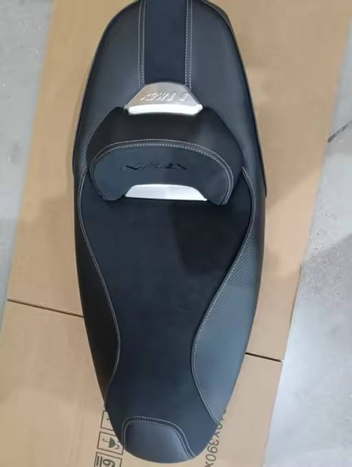 عروض نهاية السنه غراض-nmax الجيل الاول فقط كشن nmax السعر 75 الف
صالنصة رياضية 75 الف
جامة طويله 40 الف
سبايدر 50 الف
بلوتوث وmp3 تزويد 75 الف
كلج امامي خلفي وقايش 70 الف
كشن pcx 75 الف 
توصيل فقط بغداد 
***********l7
