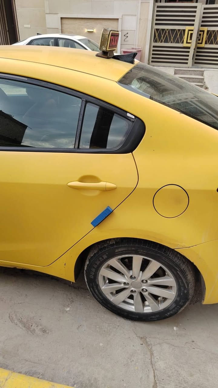 السلام عليكم 
سياره نوع فور تي
موديل 2015 وارد امريكي 
مكينه دوش كير نوعيه ممتازه 
قفل عن بعد 
ماشيه 194ميل 
السعر: 110
وبيه مجال للشراي 
للاستفسار اكثر
*********** بغداد, العراق
