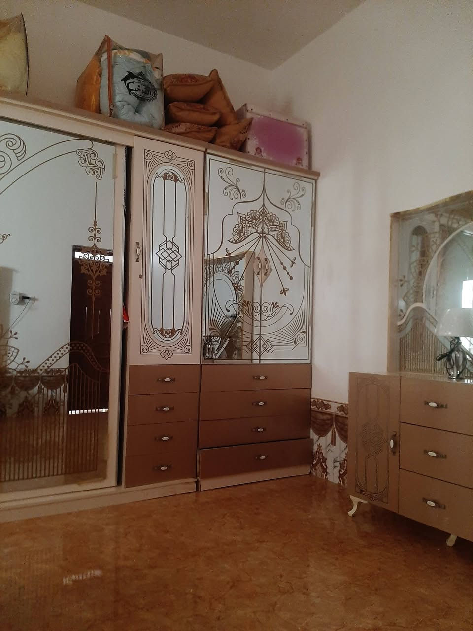 سلام عليكم غرفه نوم تركيه نضيفه وتخت خشب للبيع سعرها مليون


**إذا كنت صاحب هذا الإعلان وتريد حذفه لأي سبب، رجاءا أرسل رسالة إلى الدعم الفني**