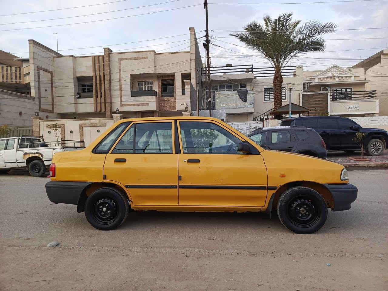 اللهم صل محمد وآل محمد
السلام عليكم سايبا 2012 للبيع سيارة ع ايدي نظيفة بلادية كفالة بدون ضربة ولا صبغ بيها فقط بارد خفيف بباب الصدر وجاملغ امامي جهة السائق مبدل اصلي تفصيخ اثر خياس اني بدلته بدون اي ضربه شواصي كلها بلادية بدون اي فطر ولا تعمير مكينة كير كهربائيات كلها شغالة تبريد شغال تدفئة شغالة سنوية 28 بأسمي رقم بغداد دولي الجديد مصفره هيئة وبحث جديد اليوم صفرت وجددت البحث وغرامات عليها 100 الف تنزل من السعر درايم شفتات جدد بولبرنات امامي خلفي جدد بنزات سايد بريك جديد راديتر جديد تايرات امامية بالة جديد باتري ماليزي اصلي جديد قبل كم يوم شديته السيارة نقصها دبلات خلفية فقط وصدرها %70 وبيها نضوح دهن بسيط بسبب الجبنة السيارة ماتشتغل تكسي نهائياً استخدام شخصي فقط اروح بيها للدوام وارجع 
السعر 31 وبيها مجال بسيط  
مكاني بغداد ***********
