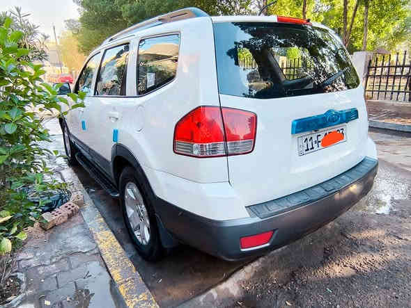 السلام عليكم مهافي موديل 2012 بسمي  خليجي بصمه ٧ راكب فقط نص فول اربع قطع صبغ بدون دواخل 
مكينه  كير مكفولات ٦ سلندر  مكينه بلادي حداديه مكفولات 
سياره نظيفه اشاير بلمري تحكم ستيرن شاشه 
تخم تایر جدید تبريد سياره ثلج بلادي ٣ قطع تبريد
ماشية 174 حقيقي ادك جرس🔔 من تعبر ١٢٠
السعر 137 وبيه مجال حق جيه  مكاني بغداد العبيدي 
رقمي ***********
مكلف بالنشر
