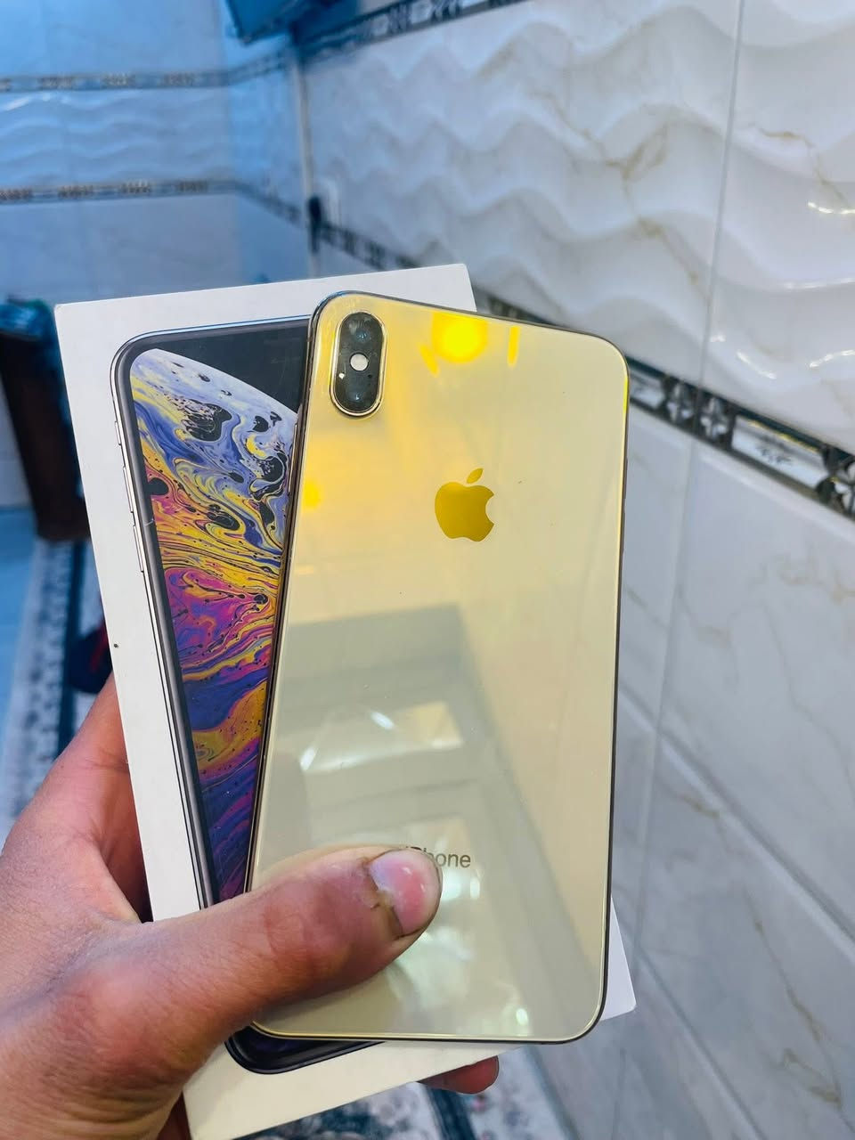سلام عليكم ايفون اكس إس ماكس جهاز كلش نضيف فقط بطارية والبصمة متوقفه بطارية 100 السعر 135 وبي مجال بصيط مكاني بغداد  *********** جهاز كلة شغال
