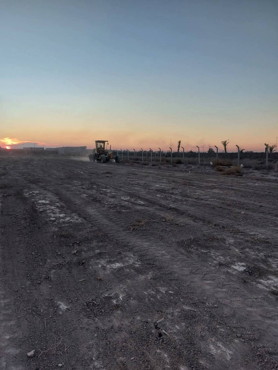 نصف دونم وجها ٢٦ سند زراعي تحويل مباشر عنون بين مدخل ٢و٣ قرب الكوخ صيني لاستفسار اتصل ***********
