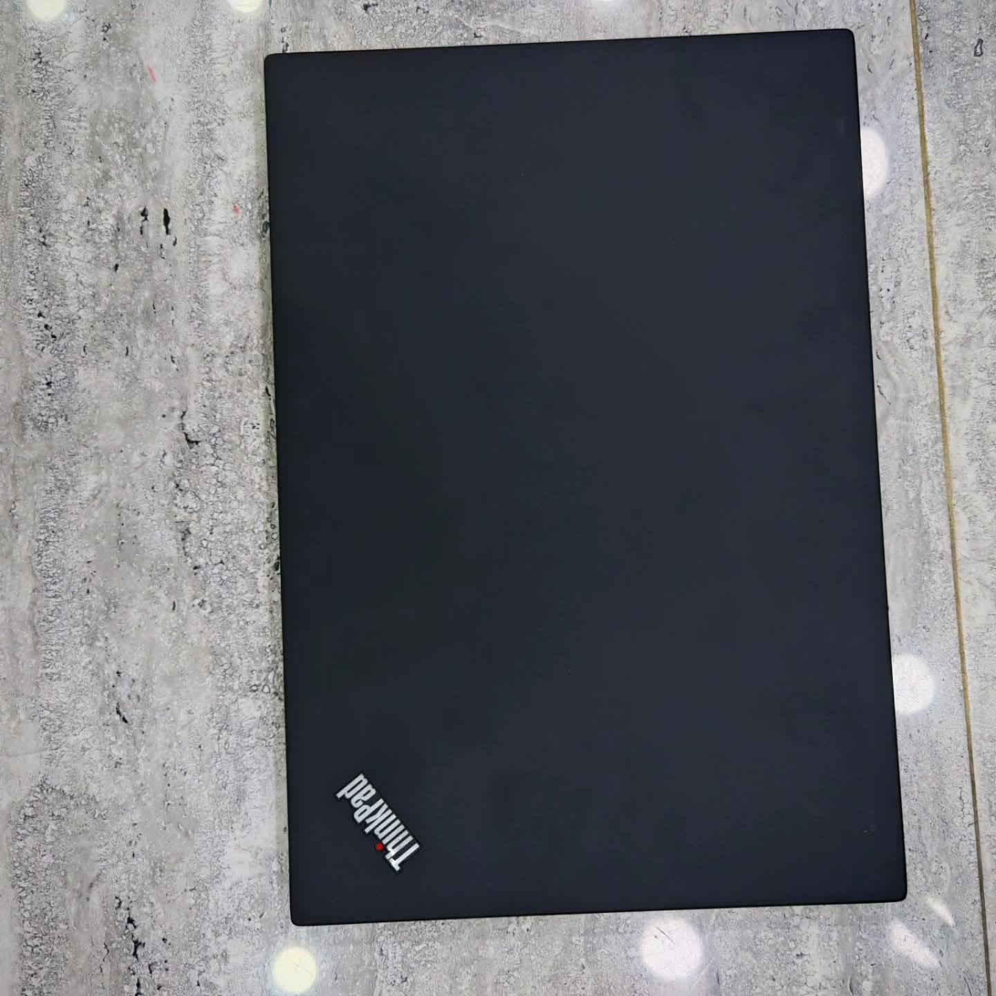 لابتوب Lenovo P14s
‏
‏▪️ المعالج: Core i7 - الجيل العاشر
‏
‏▪️ الرام: 16GB 
‏
‏▪️ الهارد: 256GB SSD
‏
‏▪️ كرت الشاشة: Nvidia 2GB
‏
‏▪️ الشاشة: 14 بوصة
‏
‏كامل حقيبة او ماوس وياه
‏
‏السعر 430
‏. بغداد / العبيدي  / فلكة حي النصر
‏ رقم الهاتف ***********
