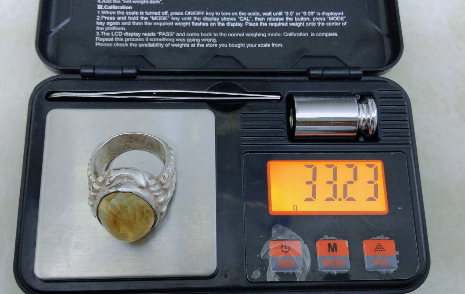 خاتم  سترين  جميل جدا  صياغة يدوية ثقيلة  33:23 غرام   قياس الخاتم  24  25    السعر  125 الف دينار


**إذا كنت صاحب هذا الإعلان وتريد حذفه لأي سبب، رجاءا أرسل رسالة إلى الدعم الفني**