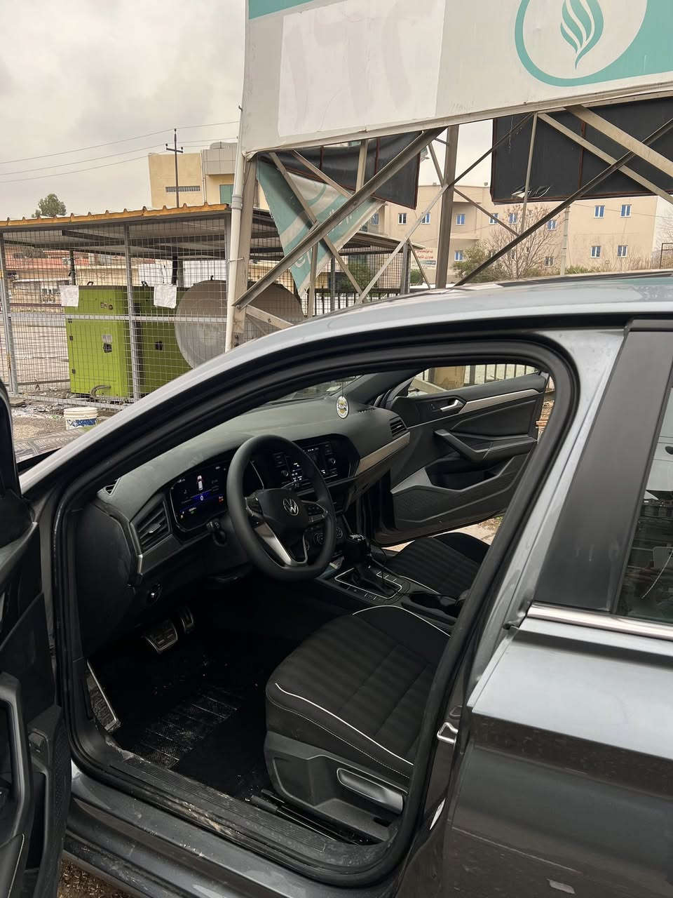 جيتا موديل23 وارد نكديT1.5 ماشيه
30m الف
فئه السبورت 

سياره جدا نصيفه وجاهزه مابيها نقص ابره 

ضرر السياره 3 قطع صبغ  ايرباك طاك

 ومرجع سستم

وباقي تفاصيل  المعروفه بل جيتا السبورت 

سنويه وهزه جديده اب اسمي
 
السعر 145 وبيها مجال بسيط للشراي

اتصال ***********
