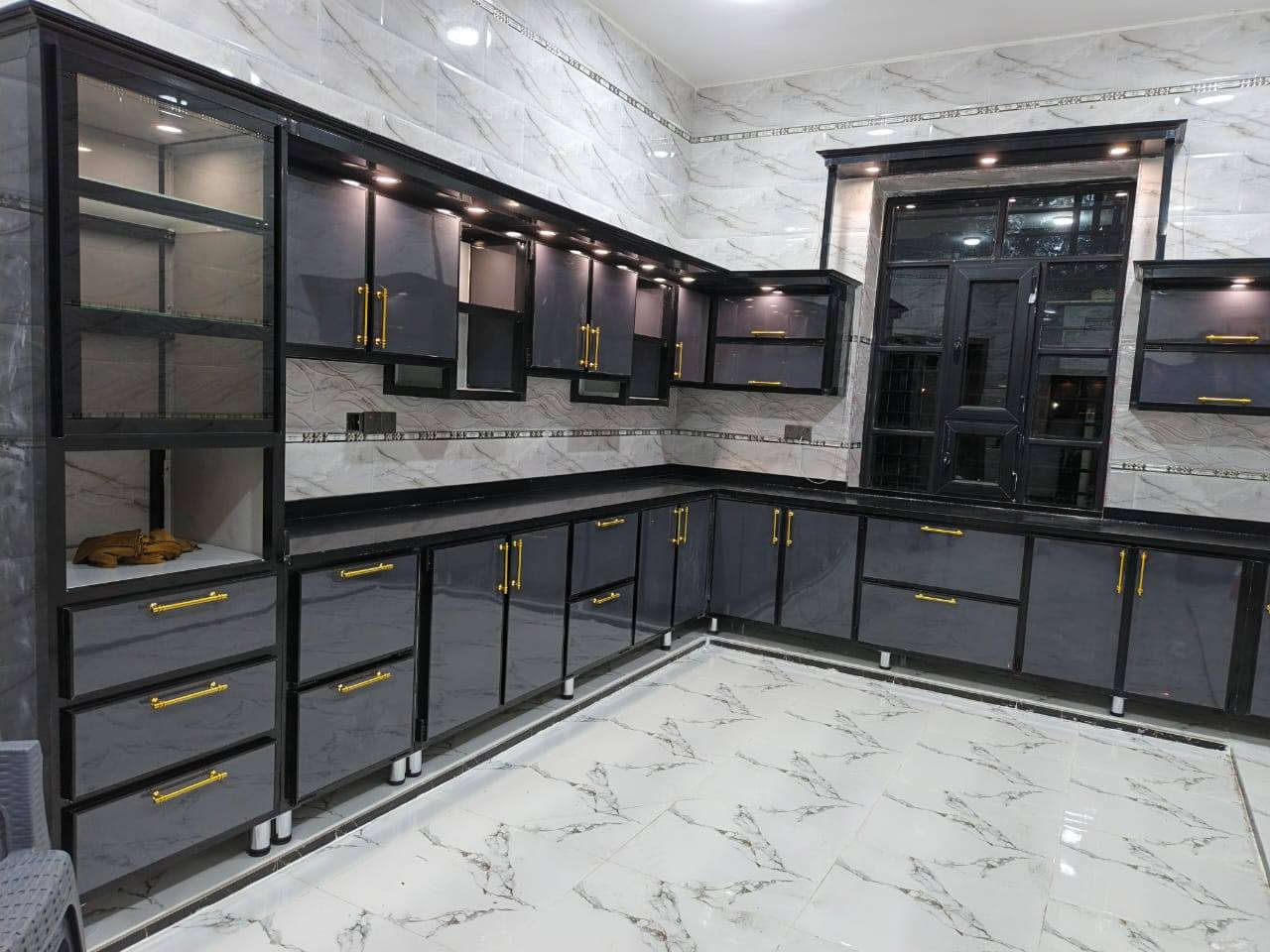 السلام عليكم جزء من عملنه يتوفر فصال كاونترات حسب الطلب والديكورات والالوان معمل جوهره القائم ***********
