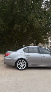 حبايب  BMW e60 N52 b30  موديل 2008  فول موصفات للأخير  كير كوبرا  دعام...