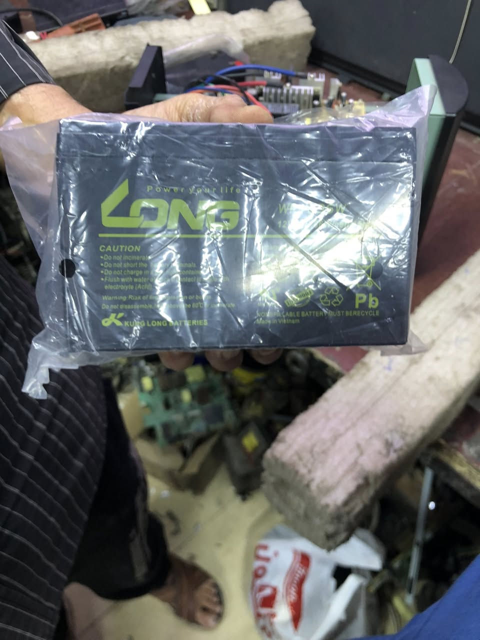 السلام عليكم اخوان يوبي اس حجم 2000اطيك ويا بطاريتين اصليات سعر البطاريه 20الف يوبي اس نضيف تكدر تحمل عليه كلش قوي سعر 90بي مجال قليل


**إذا كنت صاحب هذا الإعلان وتريد حذفه لأي سبب، رجاءا أرسل رسالة إلى الدعم الفني**