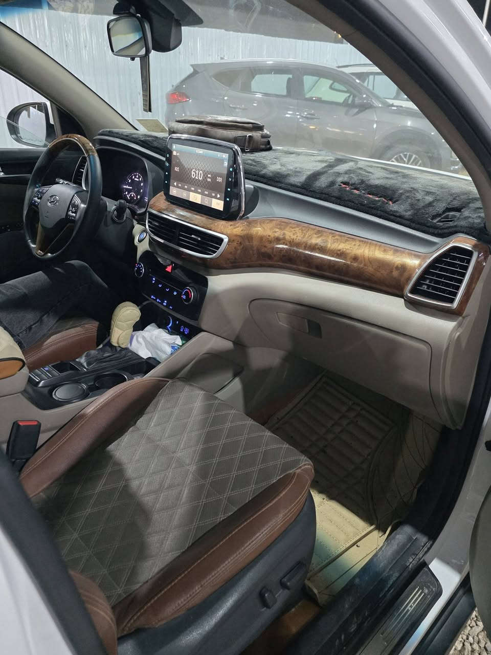 السلام عليكم توسان ٢٠ خليجي فول رقم بغداد بسمي  ٣ صبغ  سعر ١٦٤ مكان بابل
*********** علي  ***********
