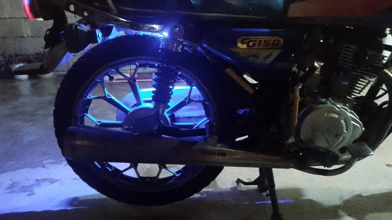 نامه برو موديل 24
محرك 200c
اوراق بيه 
دراجه شلعته فول 
5 كير 
تواصل *********** واتساي او اتصال شراي فقط يدخل
