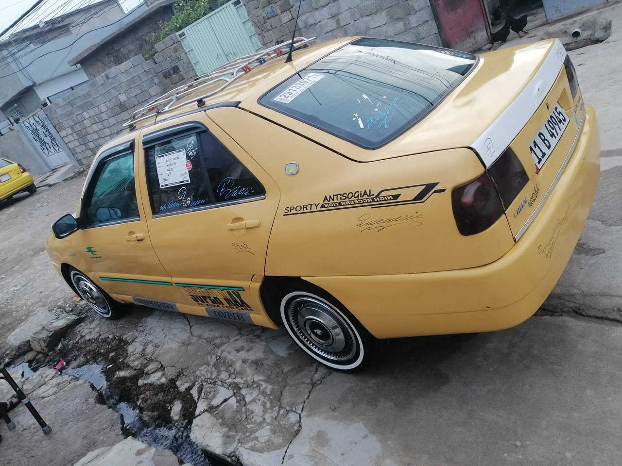 اسلام عليكم كوين للبيع موديل ٢٠١١ مكينة وكير شرط كاربون بانزين بيها رقم انكليزي بسمي اني الشرعي السعر ٣٣ وبيها مجال شرط الوكالة وتحويل هيىة وغرامات صفر سنوية لي ٢٠٣١ صبغ حزام جمالية بدون ضرر شاشة قفل مركزي سيارة جاهزة مال رزق دين مابيع قصد مابيع مكان السيارة موصل حي الشهداء الشراي يتصل علرقم مامتواجد علفيس *********** ***********
