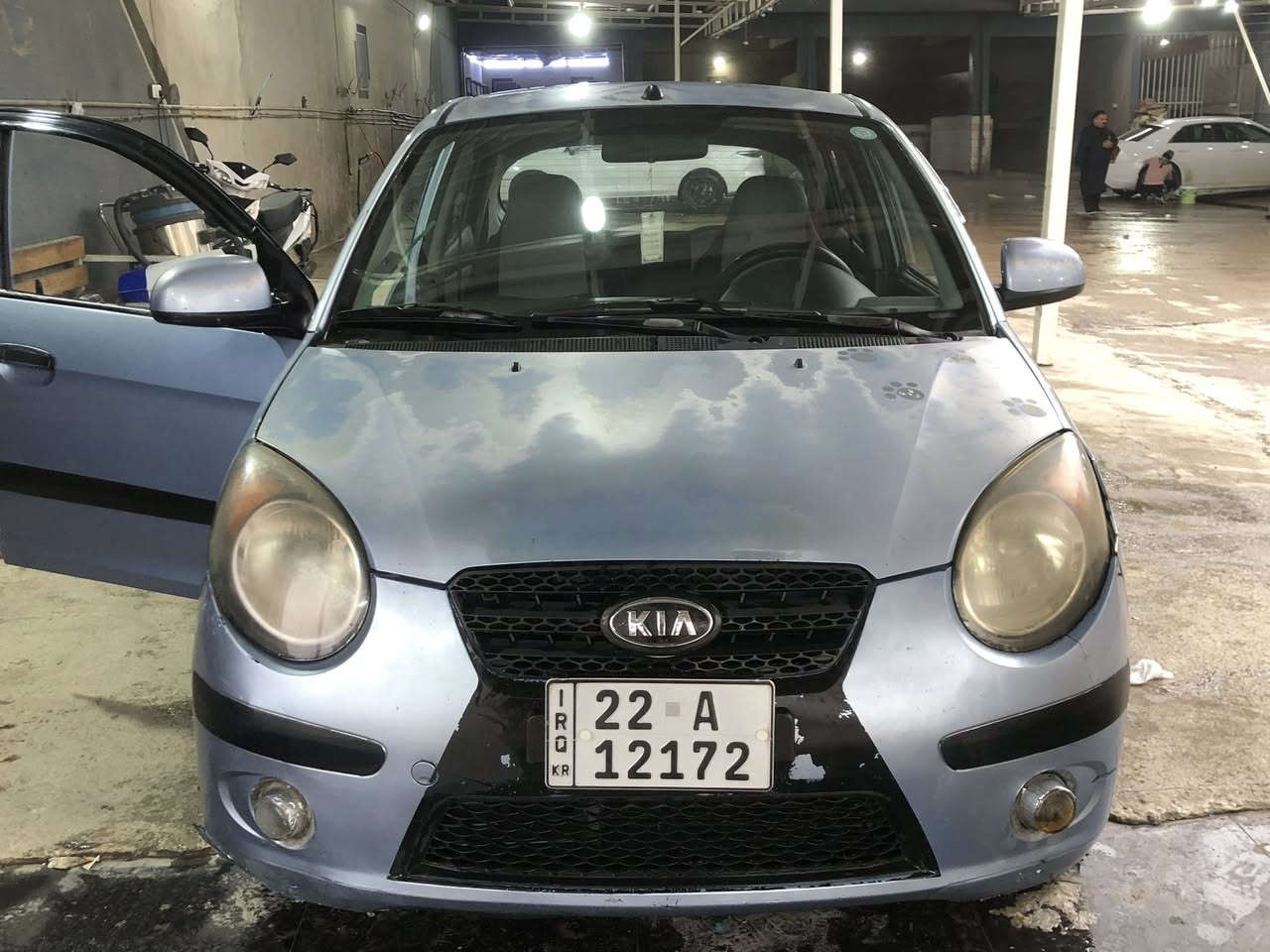 كيا بيكانتو 2010
اربعة سلندر 
كير اوتوماتيك 
كير ومكينة شرط مبدل مال كصة جديد 
مبدل منظومة ماء وباتري جديد 
طخم تايرات جديد 
السيارة باسمي شرط التحويل 
بيها كوبون تبادل الجديد 
السيارة جاهزة تشغل وتمشي سيارة مال جناي 
طالب عليها 70$
التواصل
***********
***********
