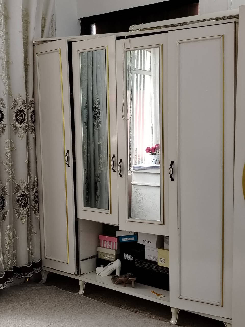 كنتو عدد ٢ للبيع نظافة وسط ٧٥
الف اثنينهم


**إذا كنت صاحب هذا الإعلان وتريد حذفه لأي سبب، رجاءا أرسل رسالة إلى الدعم الفني**