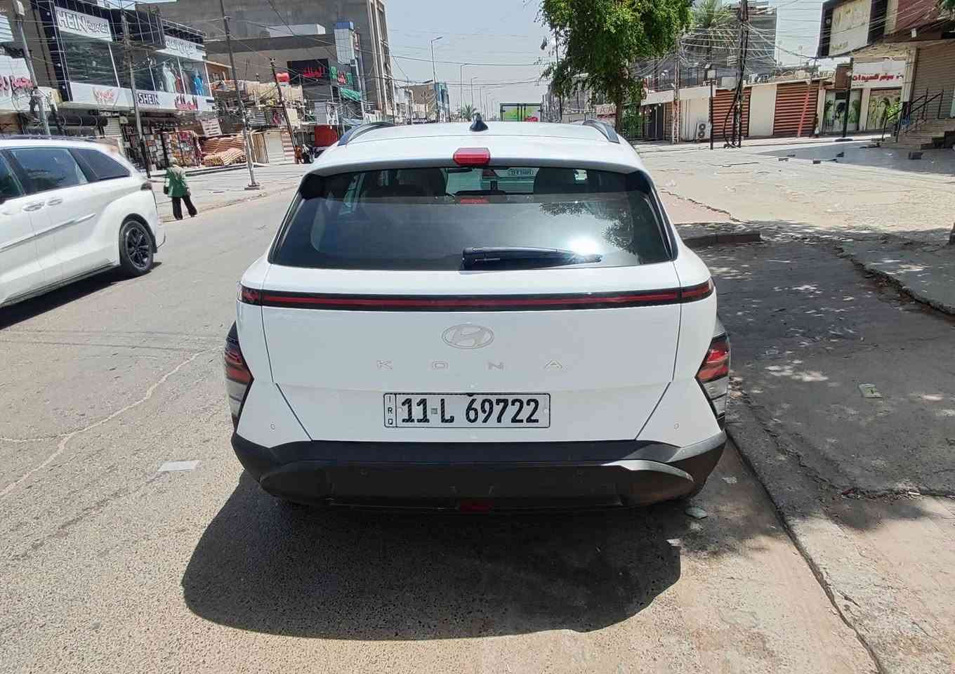 السلام عليكم 
هونداي كونا خليجي 2024 فول مواصفات رقم بغداد سياره مكفوله وجديده محرك 2000 دوش بانوراما كير تعليك درايف مود حساسات أمامية وخلفية اشاير بالمري والمري شفط ويل كبير شاشه كبيره وتبريد بيانو وكشن كهرباء لد امامي خلفي تبريد قطعتين سياره دشبول متغير الالوان كاميرا دواره مانع انزلاق واي بي اس ومانع تزحلق وهواي بيها مواصفات ماشيه 15 الف وبأسمي للاستفسار الاتصال *********** مكاني بغداد العامريه والسعر المطلوب 195$
