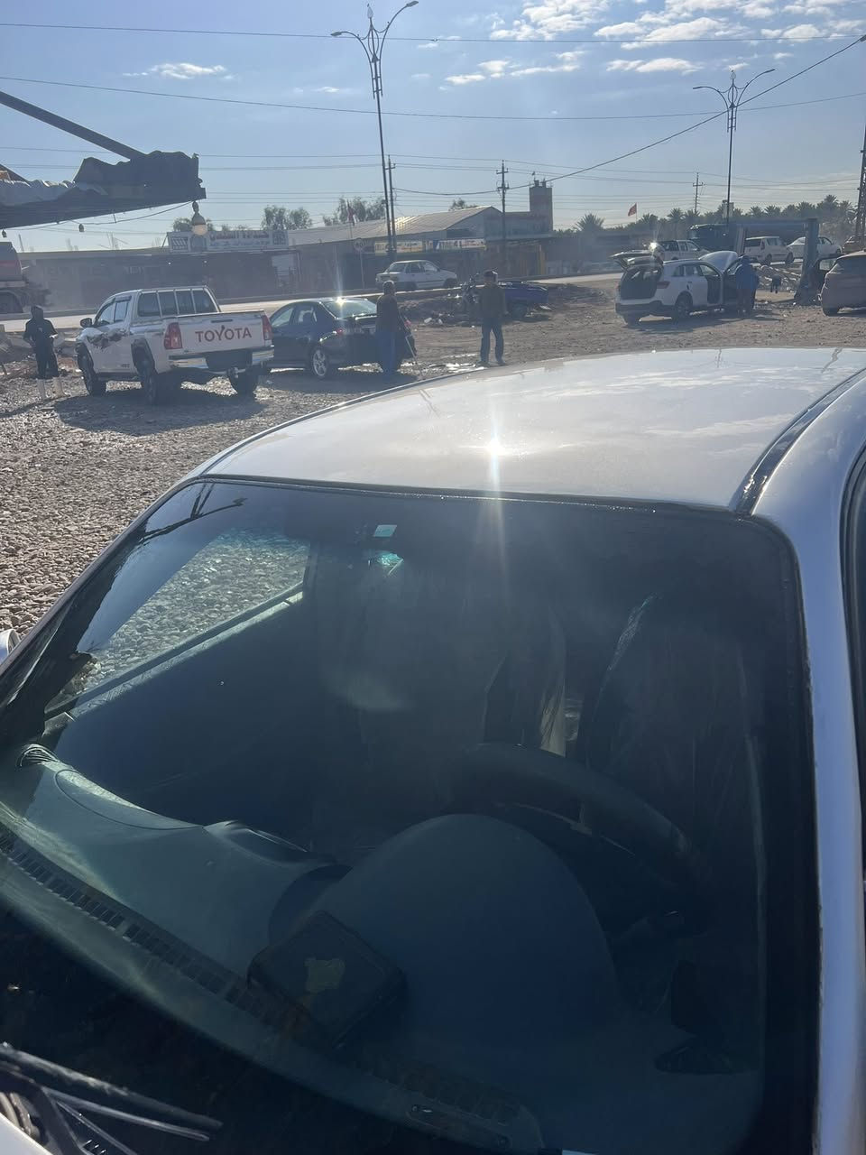 سياره للبيع اكسنت موديل 2004 وارد امريكي السعر 30 وبيها مجال بسيط العنوان كربلاء عامود 300 شارع بغداد كربلاء ***********
