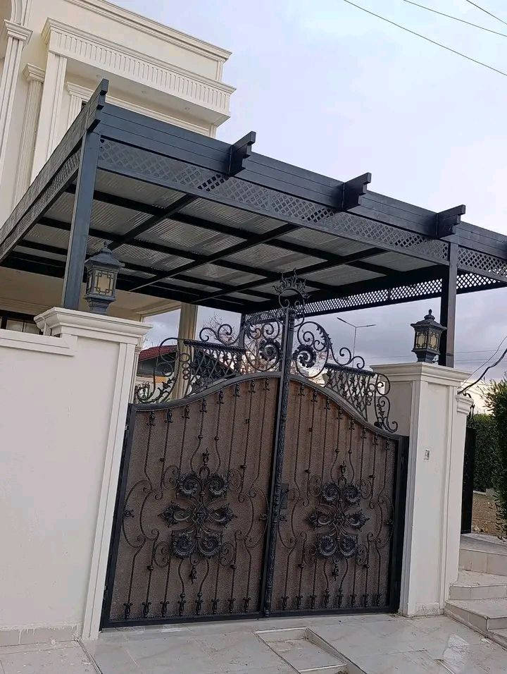 يوجد لدينا حداد متنقله وحداد عامه وتنصيب الكرفانات والساندويتش سقائف الحديثه منها المقوسه والعدله عنوان سامراء ***********
الحداد بلال سيد
