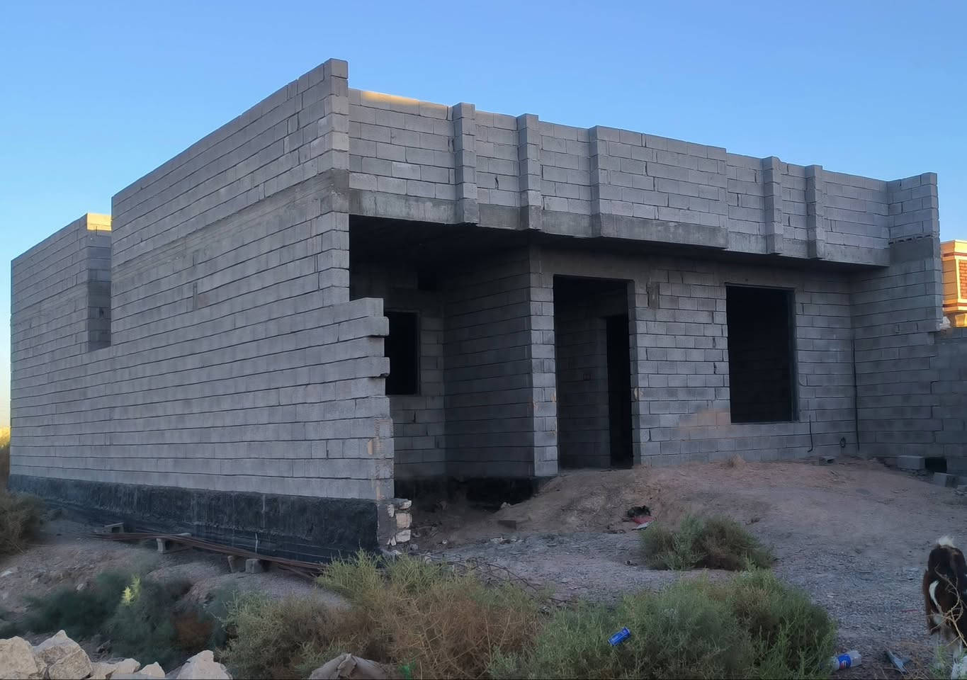 قسط عرض الهيكل 🔥200 الف
قسط قسط قسط تدفع نصف المبلغ والباقي 500 شهري..وظمان ماستر النصف لآخر 
1.. تعديل الارض وتسويتها 
2.. دفن الارض وحدلها
3.. تسقيط الخارطه 
4.. بناء رباط شريطي مسلح 
5.. بناء وزن حجر واسمنت 
6.. لبخ الاساس خارج داخل 
7.. تكيير الاسس الدوره حصراً 
8..صب مانع رطوبه فوق الأسس 
9..بناء..حجر ..بلوك..طابوك..حسب الاتفاق 
10..تسليح السقف وفق المعايير 
11..تسليك انابيب الكهرباء قبل الصب
12..صب السقوف بارتفاع من 18سم الى 20 سم 
.. يشمل البيتونه والستاره وخزان المياه الثقيله 
واتس اب ***********
آسيا.        ***********
