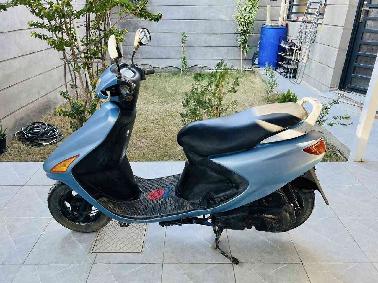 .
فراشه جديده بلاديه بدون تبديل 
نظيفه و كلها شغاله وكل كفراتها بلاديه 
سلف وهندر 
كهربائيات كلها شغاله 
ستنده كبيره وصغيره 
تخم تاير جديد وباتري جديد وبلك اصلي جديد ودهن جديد الف متصرف عليها 
العنوان بابل مركز المدينه ***********
