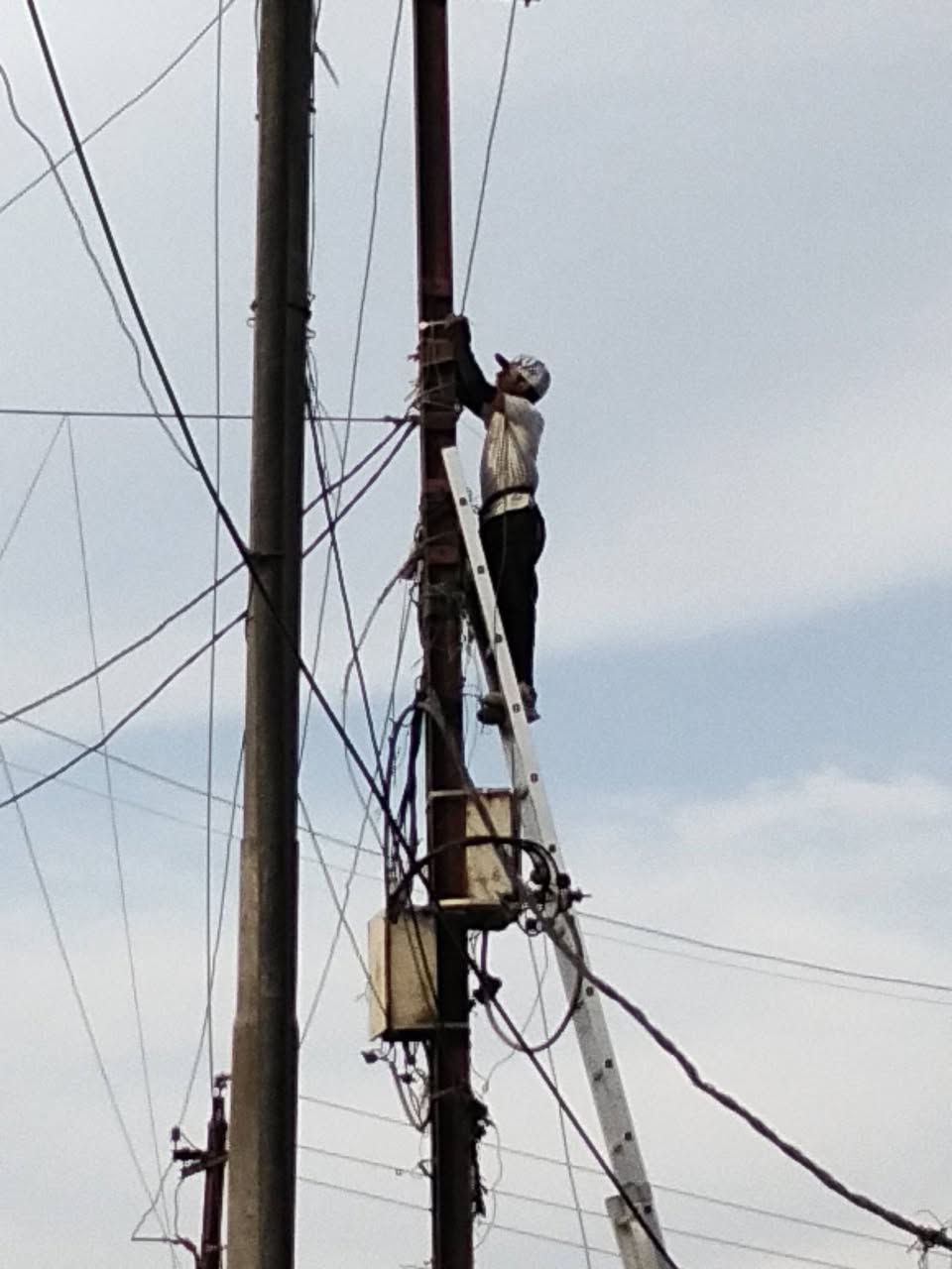 تيم فايبر  ل
#مدـولحيم بونات ايبون جيبون 
#مد_لحيم لنكات 
#مد_ولحيم جميع القطوعات وحل جميع المشاكل 
شغلنه 
#ضمان__باور 
للاستفسار ***********
نشتغل بغداد وجميع المحافضات
