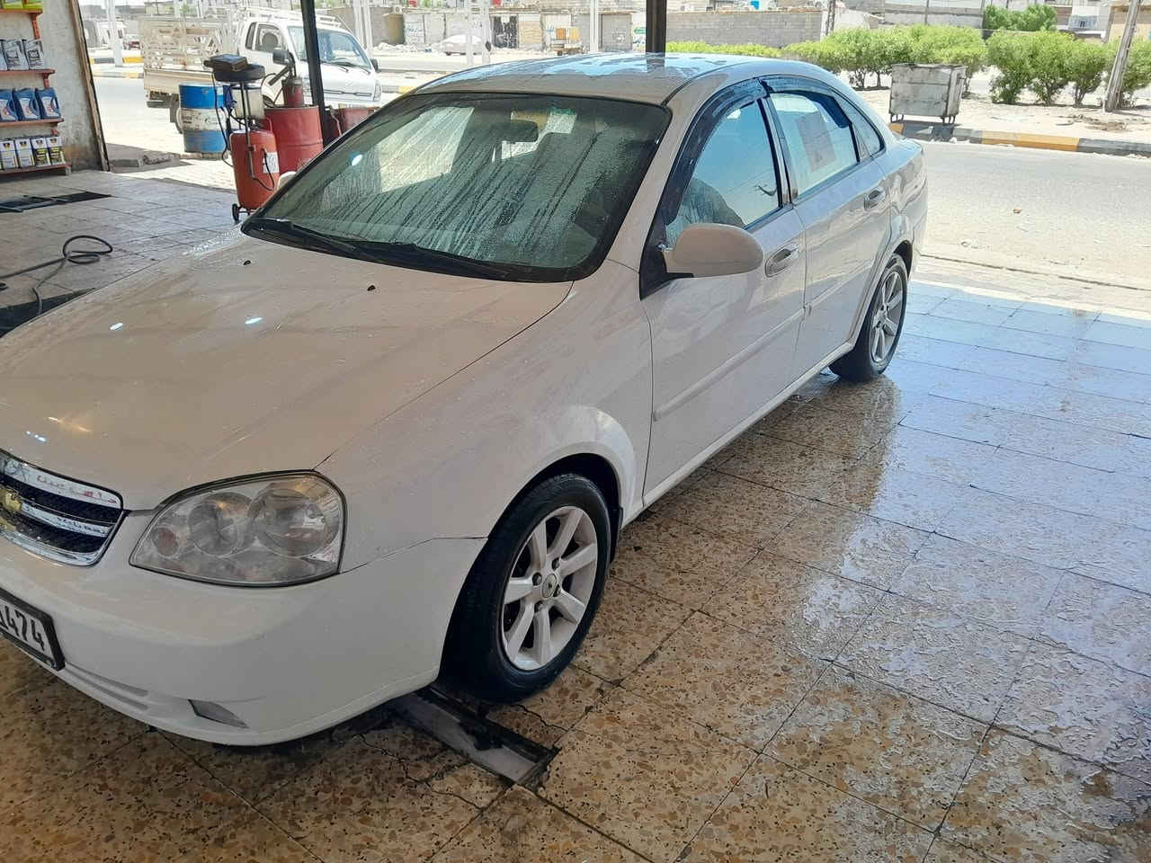 سلام عليكم سيارة اوبترة لبيع ٢٠١١ كير محرك تبريد تخم تاير خير من اللة رقم الهاتف ***********
