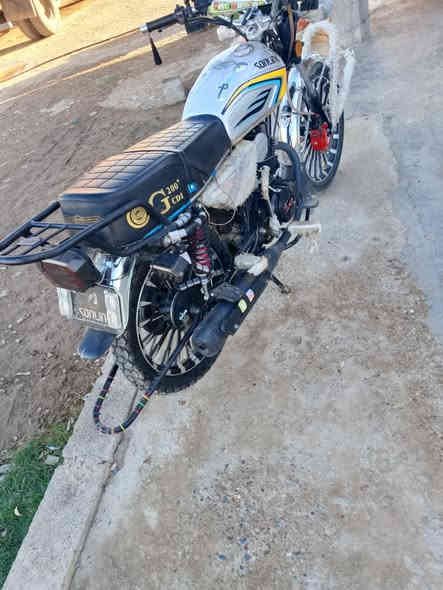 سلام عليكم اللبيع سيفان ضاقطه وزنجيل  محرك شرط الماطور كله شرط بعده زيرو ماشي 3الف اللون مميز 🩶 مكاني تكريت  الستفسار ***********السعر 950وبي مجال ملحضه 870مابيع
