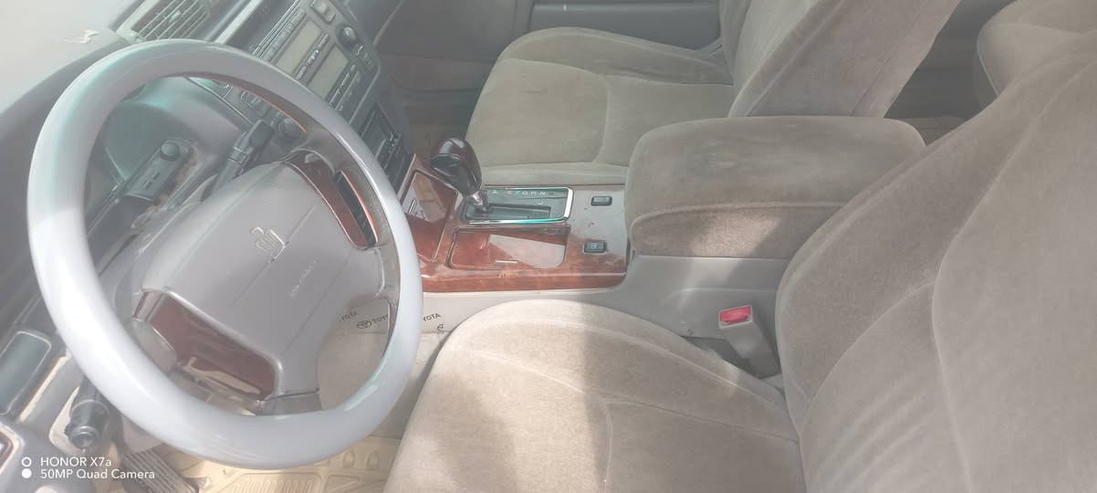 سيارة ملكه ادوات للبيع سيارة محرك فيفتي 
مكينه وگير مكفول شرط يبحث الگاع اصعد وفحص
ماتلكه هيج سعر بس ما خذ سيارة وحتاجيت لبيعها 
سعر 24 ورقه لا تخابر ولاتجي وتگلي طيح 
تعالي شوف تقتنع اخذها تنزيل من السعر لا 
المكان قضاء النصر 
رقم الهاتف ***********
نضيف ورخيص توكلنا على الله
