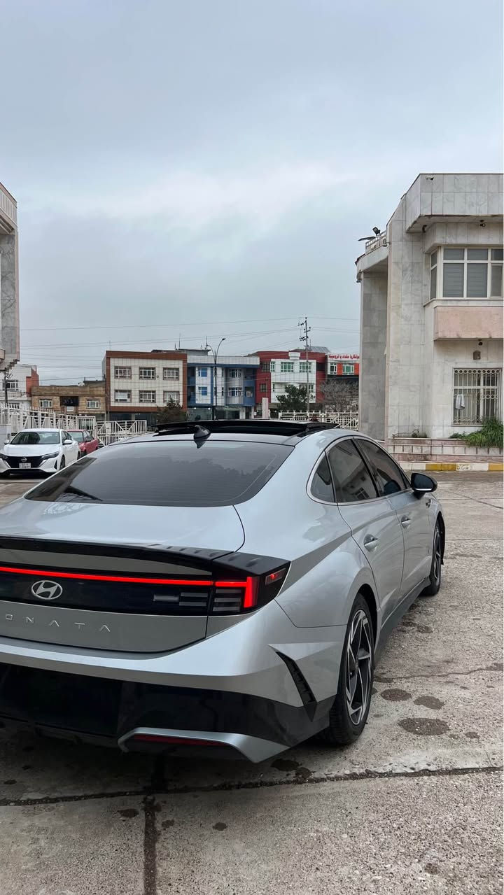 🔴سوناتا موديل 2024 🔴
🔥205 $🔥
مكينة 2.500 طيااررره بانوراما ع طول السقف لون اسود 

‏HYUNDAI SONATA SEL 2024

🔴. حادثها السياره فقط جاملغ امامي سكن بدون دواخل 

🔴ايرباكا فقط ستيرن 

🔴ماشيه 30 كم بريحة الوكالة 
سيارررة حيلللل جديده  اني مستورده على ايدي 
مكينة 2.500 طيااررره 🚀🚀

مواصفات راح اذكرهن ولو ميحتاج لين هيه فول الفول 

بانوراما ع طول السقف 
بصمة دخول ذكي 
انارة داخليه محيطيه 
شاشة ع طول الدشبول 
تحكم ستيرن 
رادار امامي معا تحديد مسافة سيارة كدامك 

رادار خلفي 
رادار جانبي 
اوتو ستوب خلفي 
اوتو ستوب امامي 
شفتات ستيرن 
كشنات كهرباء وفول ايرباك 
كشنات تدفئه 
كير تعليك 
شحن لاسلكي 
حساس فتح جنطة الخلفية 
سماعات 🔊 
تشغيل عن بعد 
نظام خروج عن المسار 
نظام قيادة ذاتيه 
تبريد منفصل قطعتين امامي 
جامات اوتو 
نظام اوتو هولد مال ازدحامات 
هندبريك بصمة 
انظمة قياده سبورت ونورمات وكمفورت  وايكو 
كاربلي يدعم كافة الانظمة الهاتف 
دبل كزوز 
كامرة خلفية دوارة
اشارة بجاملغ LED 
دشبول كاربون فايبر 
كشنات ودشبول وبيبان لون سموك جلد وكنتارة 
ويلكب حجم 19انج
تايرات بلادية عليها 
بجم زنون 
لد ع طول البجم 
لايتات اوتو 
مري قلاب معا البك 
نقط عمياء 
مراية داخليه تعتيم تلقائي 
شاشة تبريد تحكم كله لمس 
🔴مكانها عقره 
🔴السعر 205 $
🔴رقم الهاتف :  [ *********** ]
..
.
.
.
.
.
‏#car #qcar #العراق #بغداد #سيارات #سوناتا #هونداي #رام #سبورت #تيوتا اكر, نينوى
