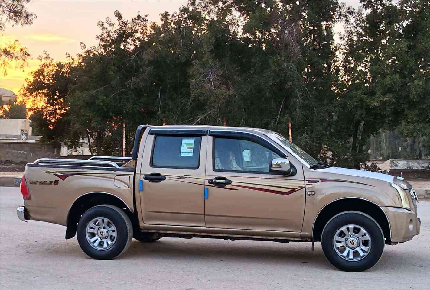 بيكم جنبي 2013 مكفوله كفاله عامه من كلشي من ضربه وتبديل وضربه وتبديل وصبغ و خياس رقم بصره مشروع وطني سنويه مجدده 2029 بسمي  محرك وكير حداديه جديده تبريدسياره جديد السعر 42 وبيه مجال مكان نجف مناذره ***********شراي يتصل
