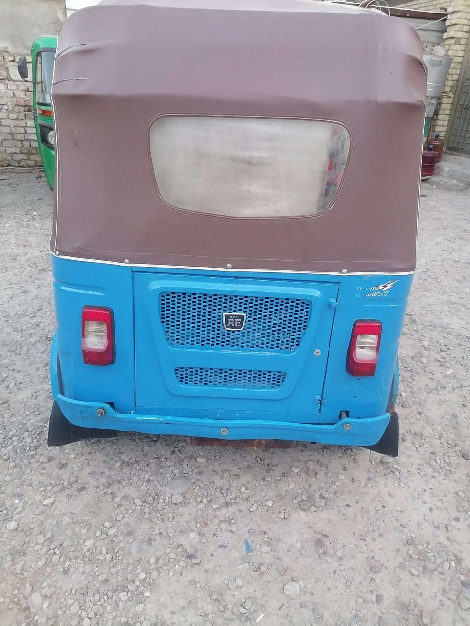 سلام عليكم تكتك موديل ٢٠٢٢ شهر ١١ رقم گليزي تحويل ثاني يوم محرگ كفاله مرتبة بس ضربة بيها صفحة لغد
سعرها ٨٥٠٠ بيها مجال
*********** رقمي
