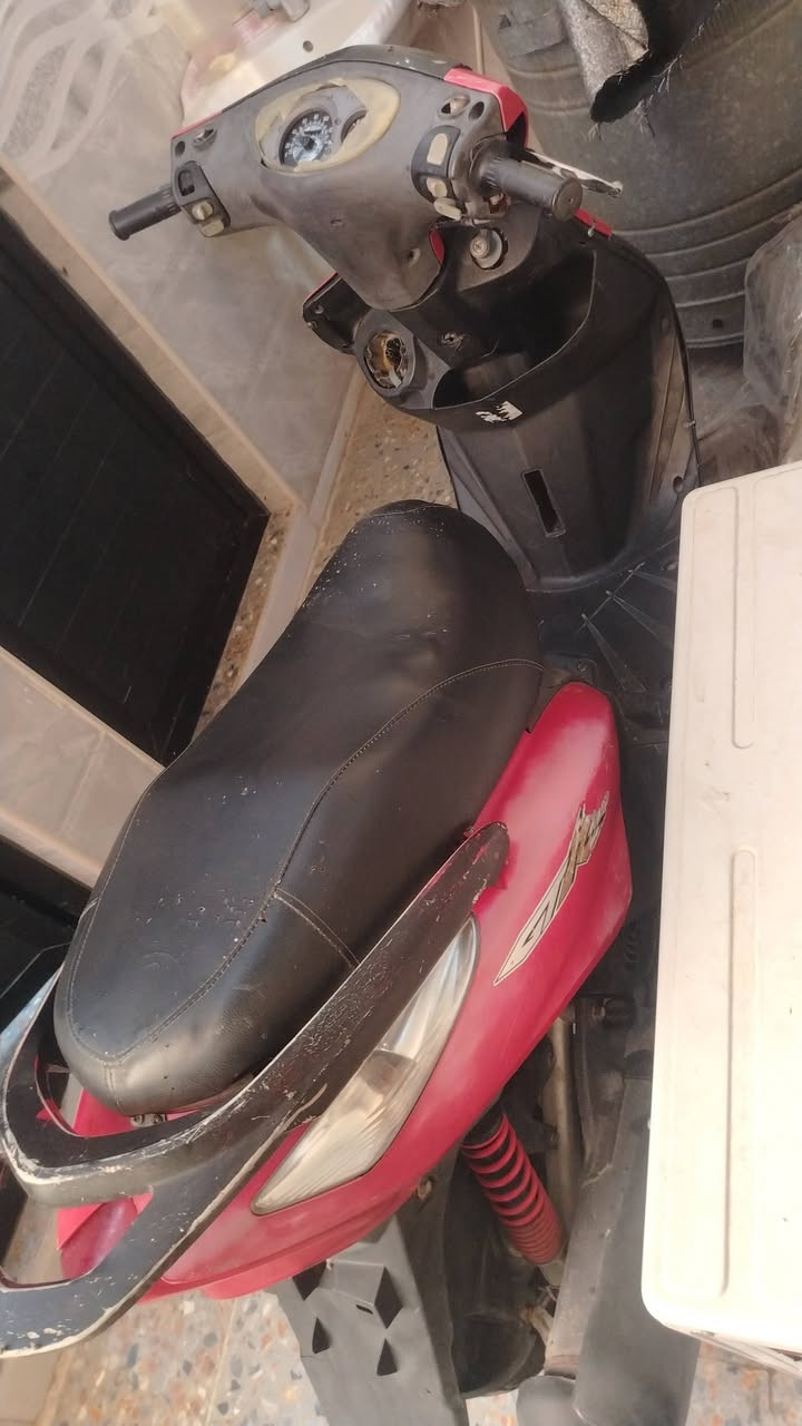 دراجه ماكس ثعلب مجفته جديد سلف كهربائيات كلهه شغاله للبيع مكان تاجي قرب ام عضام سعر ٢٥٠ وبيه مجال


**إذا كنت صاحب هذا الإعلان وتريد حذفه لأي سبب، رجاءا أرسل رسالة إلى الدعم الفني**