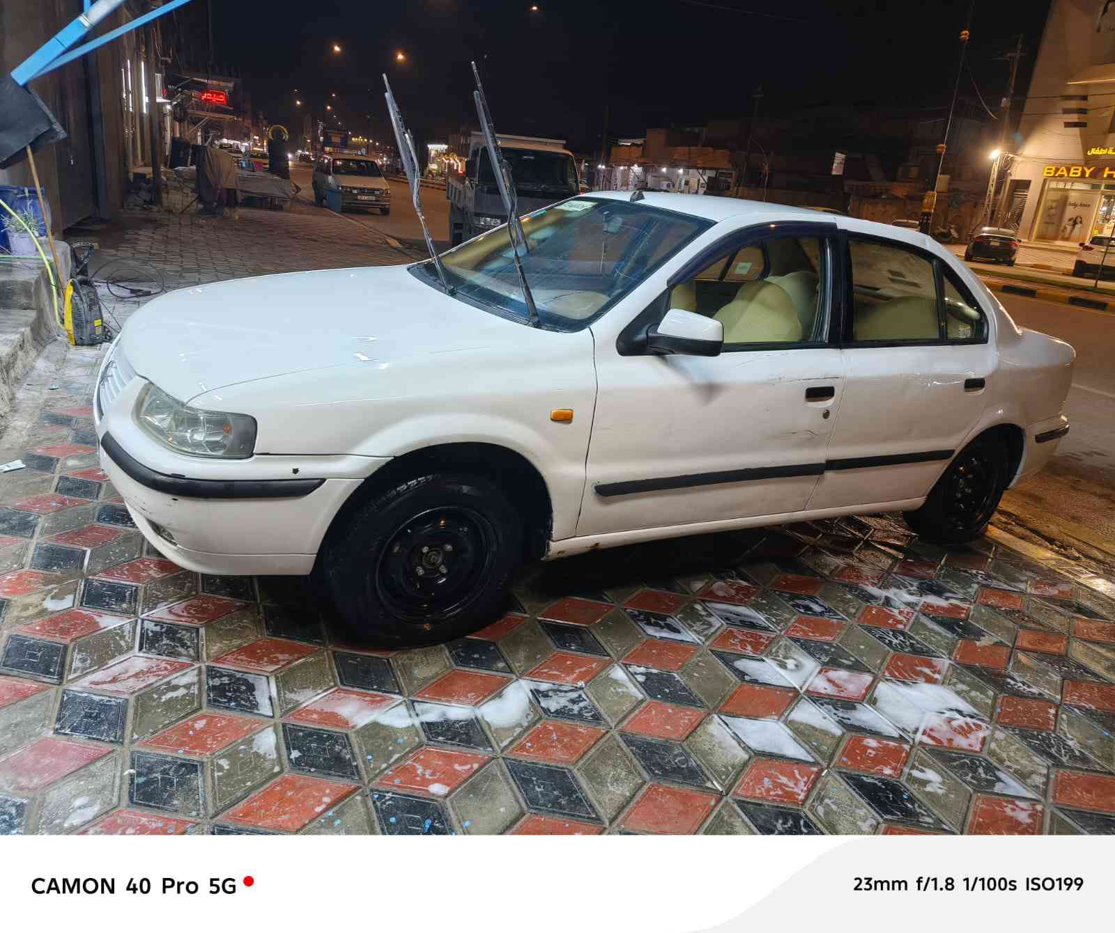 سمند
سمند موديل ١٢ تبريدها ثلج 
و تدفئة مكينة وكير جدد 
السياره نضيفة جدا مثل مموضع بل صور 
رقمها بغداد مداور ثاني يوم  مكانها النجف حي الحنانة 
***********  للأستفسار
