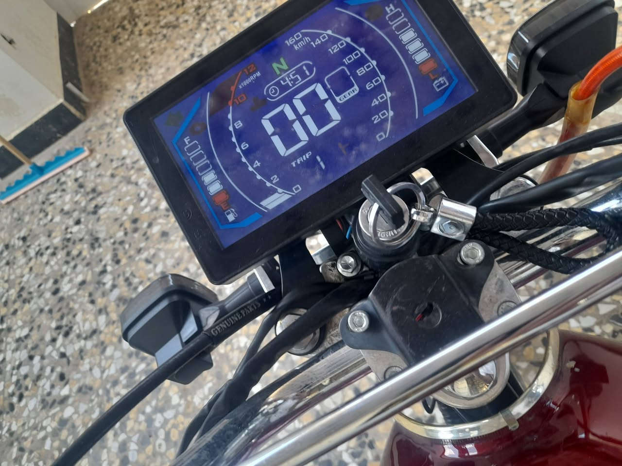 ايراني سيڤان تايكر 2026
بدون اوراق
دراجه نضيفه بعدها جديده ماممدوده عليها سبانه
محرك نضيف ما مفتوح
لون ماروني 
السعر 800 وبيها مجال


**إذا كنت صاحب هذا الإعلان وتريد حذفه لأي سبب، رجاءا أرسل رسالة إلى الدعم الفني**