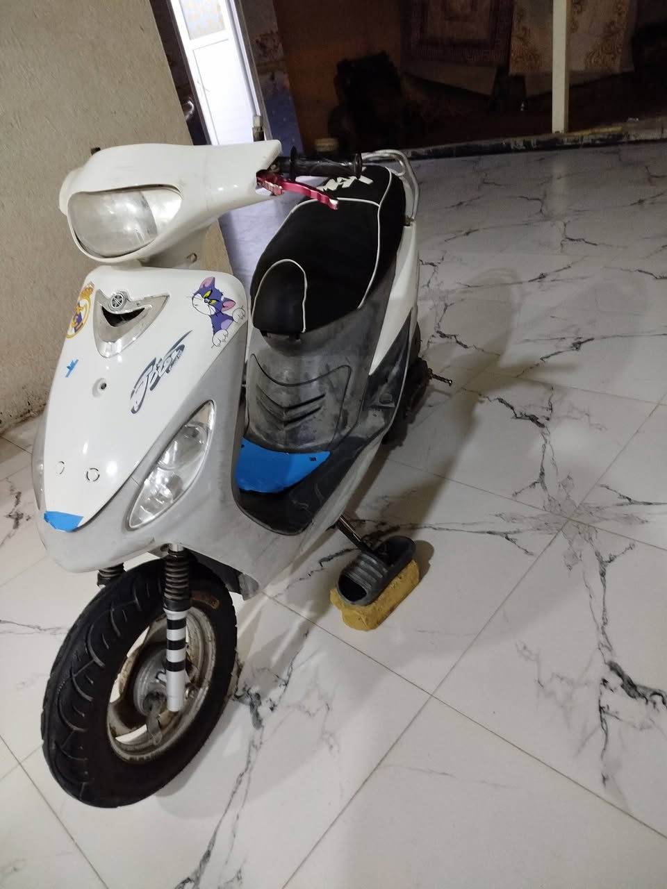 سلام عليكم دراجه للبيع ماكس منغولي دراجه مامفتوحه  سبانه مامحطوط عليه دراجه خير من الله صوت ناعم ماينسمع دوم دراجه تاخذ من عدهة نكره شرط ماتنطيهة اوراق بيت غودي بلقطاع اصولي ختم واحد. سعر 700 ،،***********
