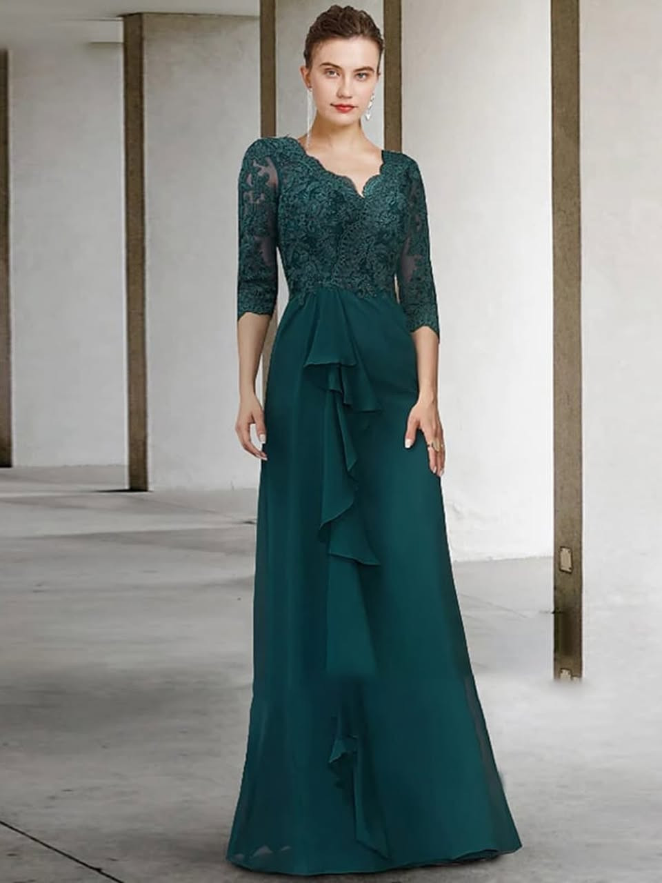 فستان نسائي بداعه الترتيب والتصميم 💚قطعه كلش راقيه وسعرها كلش مناسب للحجز مراسله الصفحة واتساب او انستغرام او الاتصال ع***********
