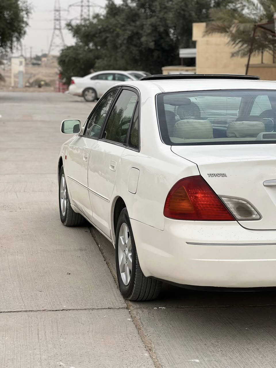 إفلون 2001 فول مواصفات 1/1
كراسي كهرباء فتحه سقف دبل شمسيه 
شاشه كبير تبريد قطعتين 
محرك 3000 v6 كير محرك كله شرط كهربائيات شرط 
بإسمي تحويل مباشر 
بيها صبغ قطع اثر جراد وعندي صورها قبل الصبغ 
وعليها منظومه مال غاز تنسى شي اسمه بانزين 
سياره حيل نظيفه وا تعبانه 
تراي 200 
السعر 100 وبيها مجال 
مكاني تكريت صلاح الدين 
***********
