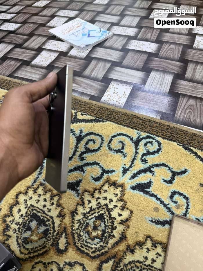 سامسونك s25 الترا ذاكره 256 عشوائيه 12 نضافه 100 بدون ملحقات جهاز فقط كفاله من كلشي للبيع او مراوس سعر مليون و125 توصيل متوفر واتساب ***********
