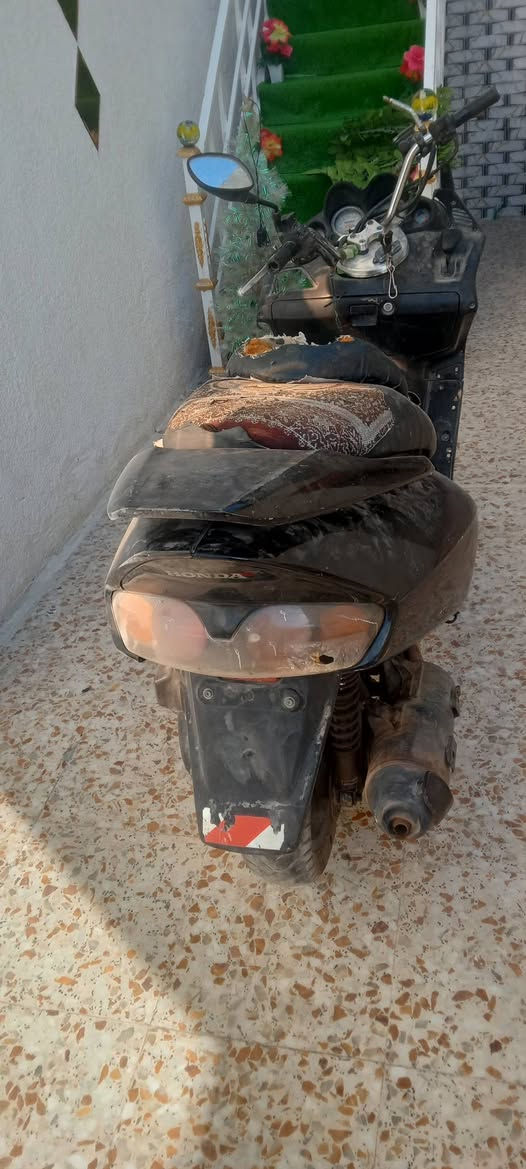 السلام عليكم مكلف بلنشر دراجه فورصه 06 شغاله مكينه ناعمه للبيع 150 رقمي ***********
