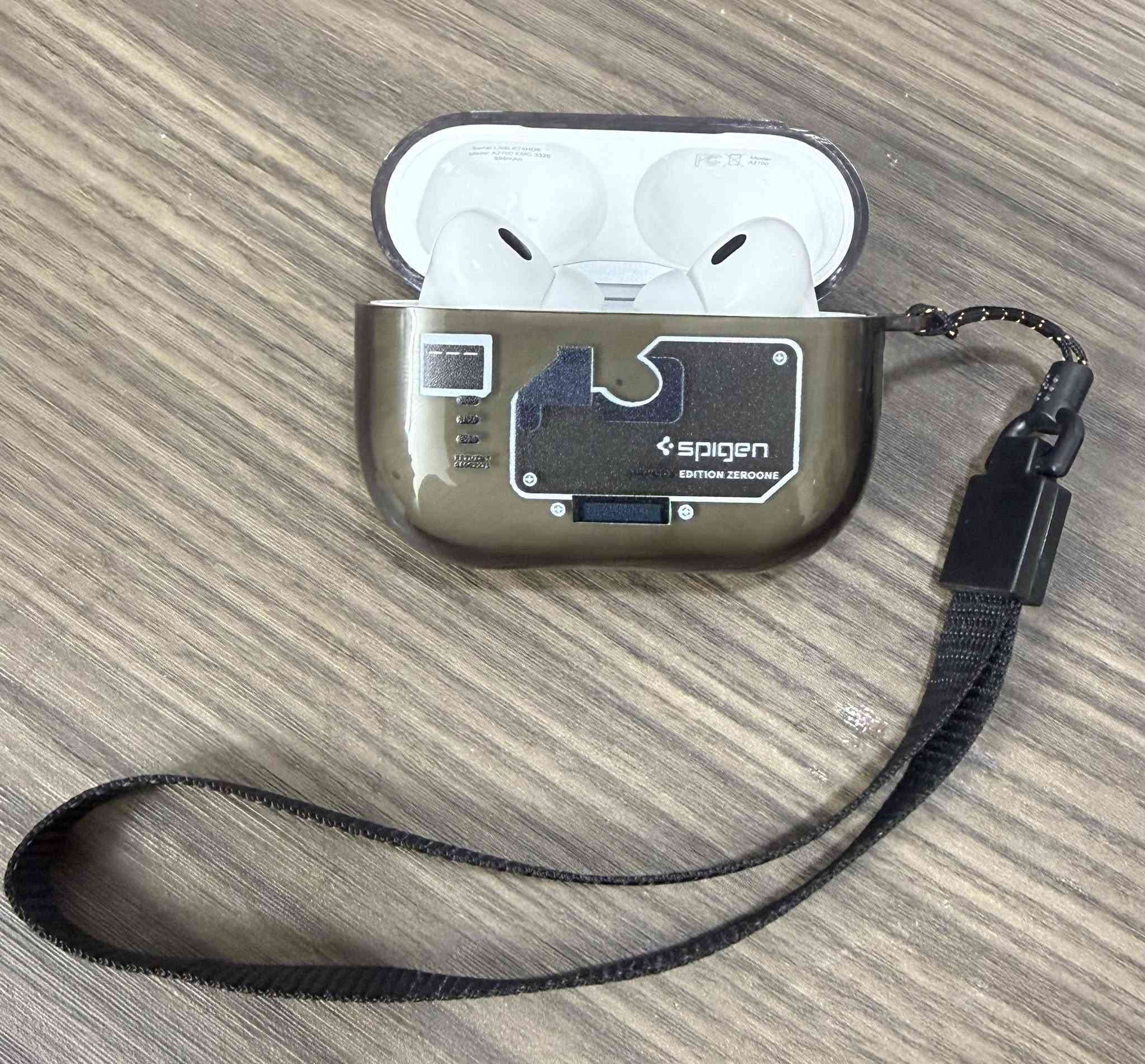 ايربود برو 2 الجيل الخامس 
باله اصلي امريكي ، شرط الفحص 
#عزل_ضوضاء +سيريل نمبر بموقع ابل + تحديد موقع ، النظافة 100% 
السعر 25 الف وتوصيل مجانا 
حجز واستفسار واتس اب 
***********
