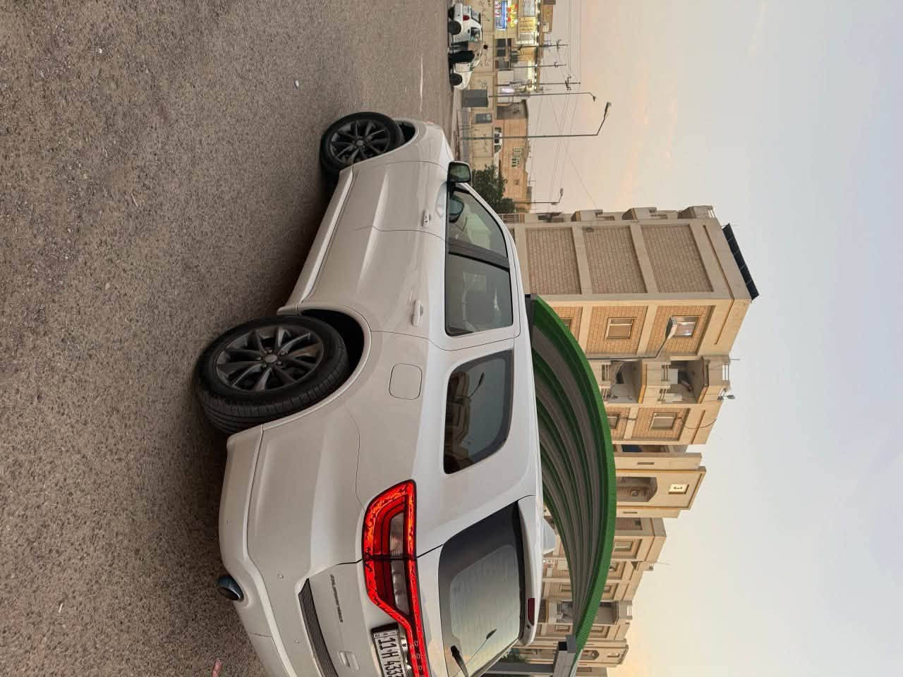 دوج دورنكو موديل ١٨ اصل gt
محرك ٦ سلندر ماشيه 150,000 الف كيلو متر .
رقمها بغداد مميز 
حادثها بيها ٣ قطع بابين جهت السايق وخسفة يم قبق الجنطة بسيطة 
صورها مرفوقة بالنشر ايضاً 
بالاضافة السياره ضايفلها منضومه غاز 
وخير من الله دوانز ماكو ولسياره ماشامه شنو البانزين العادي لان تعرفون محركها ايطالي مايتحمل العادي  والسيارة خير من الله جديده وحلوه مرتبة 
هذا رقمي لليحب يتواصل ***********
