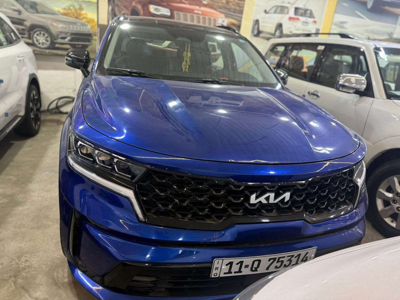 ..•
السلام عليكم
كيا سورنتو امريكي Sx
 رقم وهزه جديده
السياره ماشيه mi ٣٠
موديل 22فول الفول
حادث جاملغ امامي بولبنيد بارد بدون ارباك كلشي موضح وصور الحادث مرفوقه مع المنشور
اي ارباك ما طاك بيه بدون ايرباك
1. محرك 2500 تيربو
2. كير 8 نمر
DCT كير .3
4. بانوراما
5. بصمة : تشغيل - ابواب - صندوك
6. صندوك كهرباء
كراسي كهرباء وجلد وكراسي تدفئه 
تشغيل عن بعد  
ويا اسود لايت عدسات 
رادار ونقطه عمياء وتحديد مسار 
شاشه جبيره 
كامرا ابلاديه 
هندبريك بصمه اوتو هولد ثلاث انظمه قياده  
شاحنا لاسلكي مخارج طاقه تايبسي 
 سبعه راكب ابلادي. 
ثلاث قطع تبريد 
تبريد منفصل وشاشه تبريد 
السياره فول وبيه صبغ جاملغ امامي  ايمنا بدون دواخل وربع البنيد صبغ فقط السياره كلش جديده وبسمنه  رقم بغداد الدولي ومال جناي 
السعر 225 ورقه بيع او مراوس حسب القناعه وىذه امراوس بعد افضل 
*********** 
وسام العبيدي بغداد, العراق
