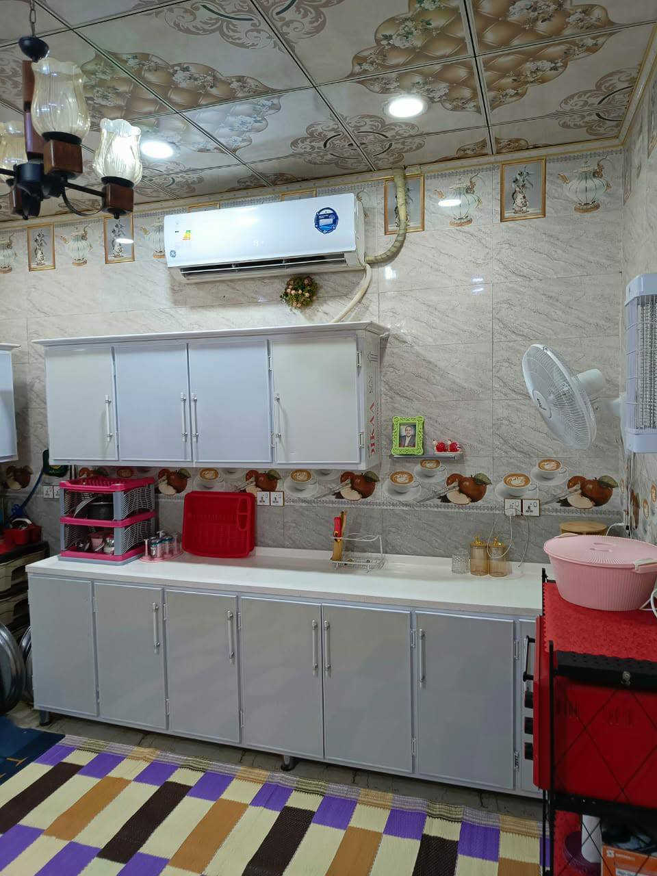 دار سكني #للبيع🏠

🌎موقعه #حي_الفرات_شارع_جامع_الرسول
خدمات وتبليط ومجاري وكلشي متوفر 

مساحته 100متر البيت طابقين
الطابق الارضي- استقبال - صاله- غرفه -مطبخ - صحيات خارجيه - وداخليه
الطابق الثاني -صاله -وغرفه - 

👇👇👇👇
#السعر خاص
للاستفسار اكثر
#واتساب_اتصال_***********📞
أو مراجعه مكتب السند للعقار الكائن في الجزائر شارع المطاعم مقابل مدارس التفوق الاهليه
