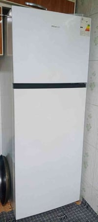 ثلاجة للبيع بخاخ نظيف جدآ جدآ مال بيت 18قدم تحافظ ع الطعام أو بيايه 35...