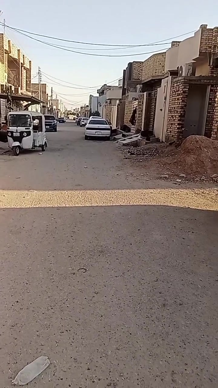 سلام عليكم بتلو اللبيع في حجي حسن المسيجه الأولى مدفون ملبوخ مزفت مساحه 150م للتواصل على الرقم ***********
