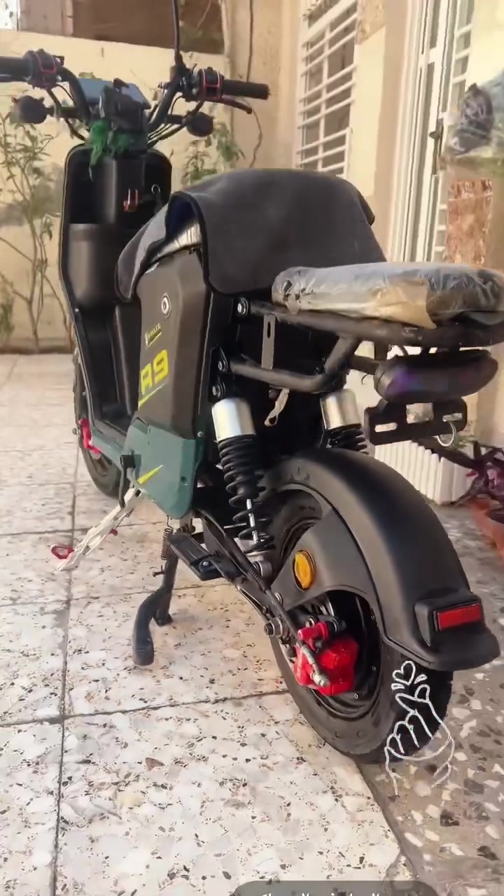 سلام عليكم  دراجه شحن R9 لبيع الدراجه جديده بطاريت جدد شرط تفحص يلا تاخذ الدراجه بيهه بس ملف عطلان غير الملف ترجع وتاخذ فلوسك  دراجه كلشي شغال بيهه مشتريهه ب 400صارف عليهه 550امانت الله بطاريات كله شديتهن على ايدي كشن الوره وتجوه شديتهن جدد الان ذنيج تعبن من الشمس  ((السعر قيم وخذ بس لا تكسر بسوكهه))  (ملاحضه الفوبلون الاسود اشكك وفكيته ) 

رقم الهاتف (***********)
