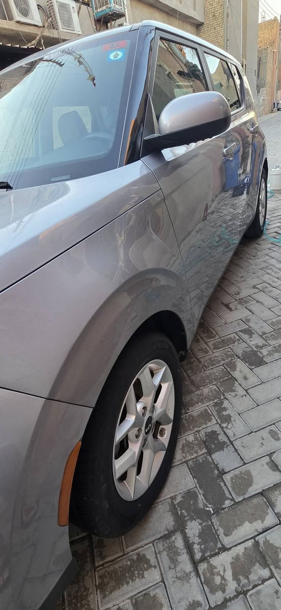 من رخصت الادمن كيا صول موديل ٢٢
ماشية ٥١ مكينة ٢٠٠ دوش السعر ١٤٥ بيها مجال


**إذا كنت صاحب هذا الإعلان وتريد حذفه لأي سبب، رجاءا أرسل رسالة إلى الدعم الفني**