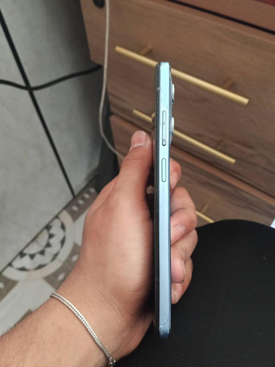 جهاز كدامك بل صوره المواصفات الجهاز يخبل مبدله شاشه فقط واصليه الجهاز نضيفف ماخذه ب 300 ورايده 100 مستعجل عل بيعته الرقم *********** مكاني بغداد شارع الجزيره مقابيل بوب الشام
