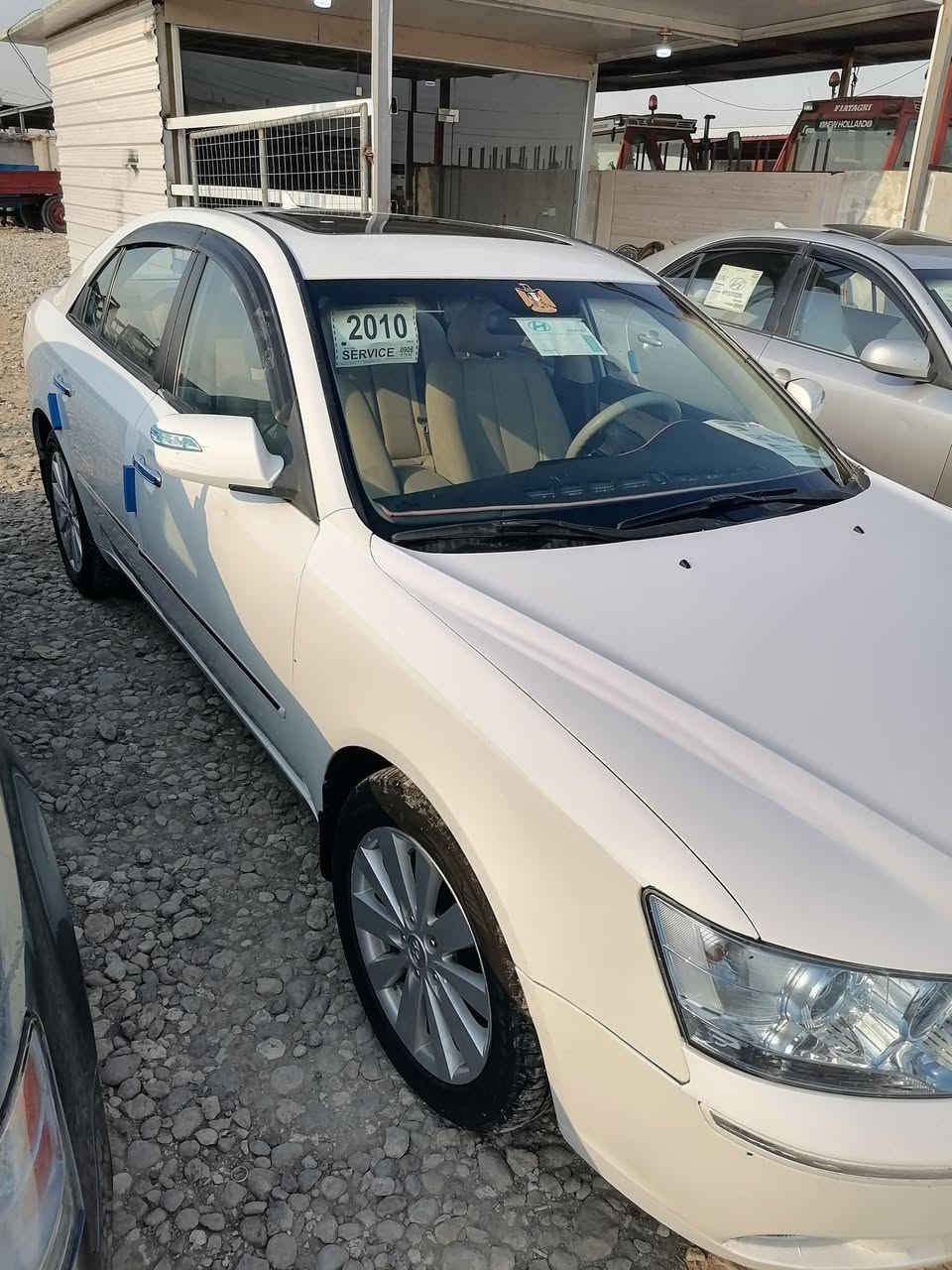 سلاام عليكم للبيع سوناته موديل ٢٠١٠ وأرد خليجي فول مواصفات رقم أربيل سياره جاهزه من كل نواحي محرك وكير خير من الله تخم تاير جديد بيه رش ثلث قطع صبق مكفوله من حادث سياره خير من الله وبل عافيه عل ياخذه *********** عنوان واسط قضاء زبيديه //سعر ١١٥ وبيه مجال لطيبين
